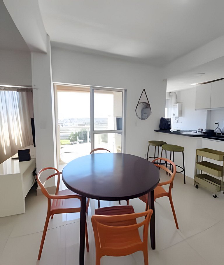 CB3: Dúplex central com linda vista e conforto