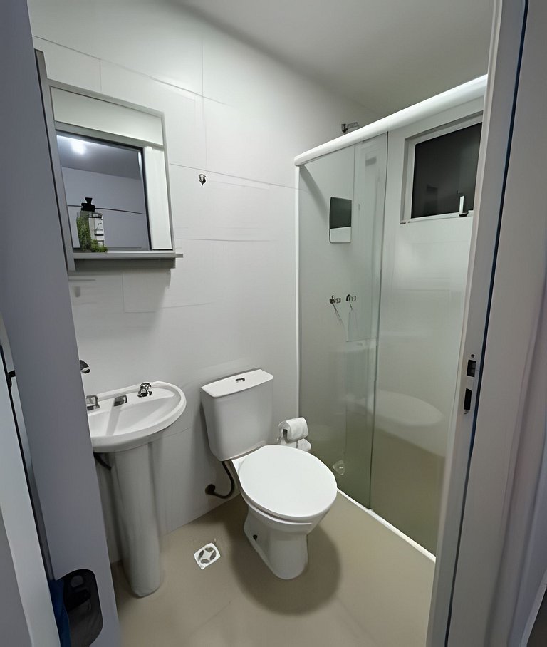 CB3: Dúplex central com linda vista e conforto
